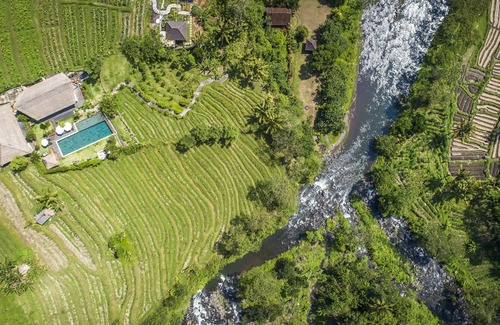 Sidemen Villa | Villa Kropak - live amongst the ricefields of Sidemen valley!