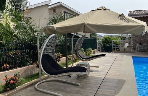Cocody House | Villa Kynola -Pool-Wifi-Parking-Netflix-Bose HP