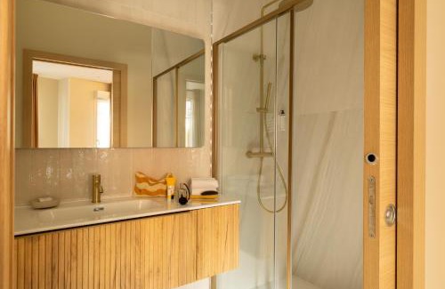 Trouville-sur-Mer Apartment | Villa Léa, l'écrin du Fer à Cheval