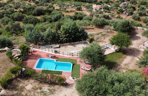 Oliena Villa | Villa L'Oleandro with pool and A/C