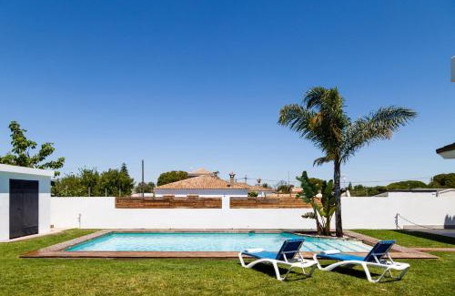 Chiclana de la Frontera Villa | Villa La Barrosa