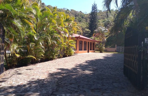 Garabito Villa | Villa La Jolla with gardens, jungle, pool and valley view - 20 day minimum stay