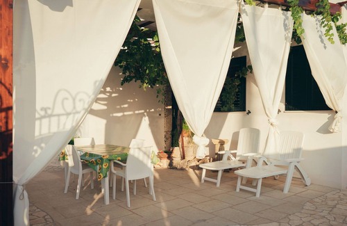 Capilungo Villa | Villa La Maison de Lucie 4/6 P.L. Torre San Giovanni area Family friendly P Free