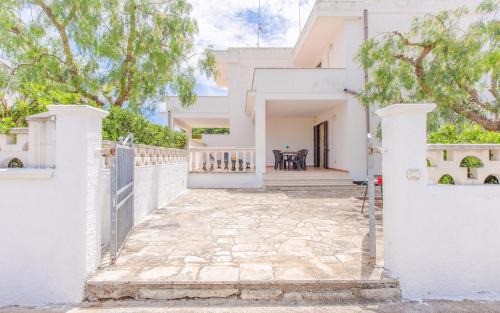 Torre Santa Sabina House | Villa la Mezza Luna