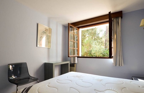 Les Mathes Villa | Villa La Palmyre, 3 bedrooms, 6 persons
