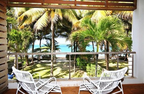 Trou d'Eau Douce Villa | Villa la Pelouse/piscine - Beachfront villa in Trou d'Eau Douce, Mauritius