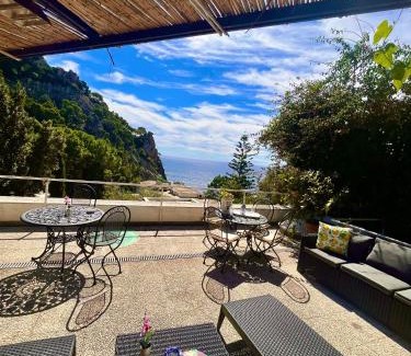 Marina Piccola Apartment | Villa La Perla Capri