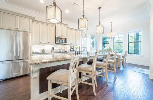 Villa Lago House | Villa Lago 1858 'Fore Us~Off 5th' (G) - 4BR 4BA - (10)