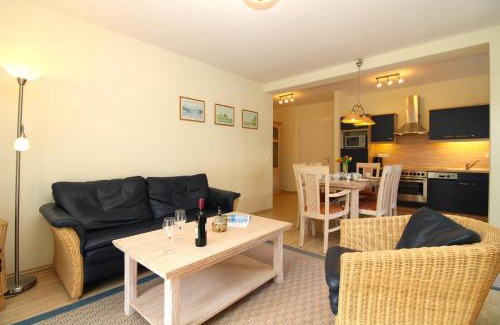 Ostseebad Kuhlungsborn Apartment | Villa Laura Cottage Fewo 104