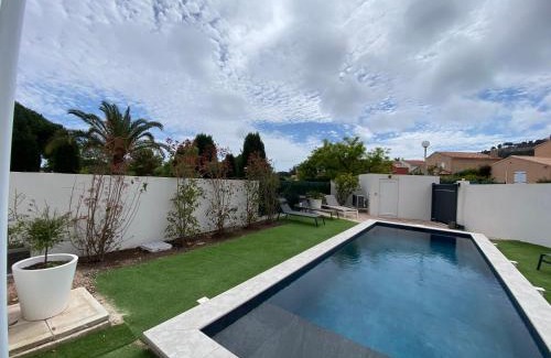 Hyeres House | VILLA LAURANA HYERES 6 personnes Piscine chauffée