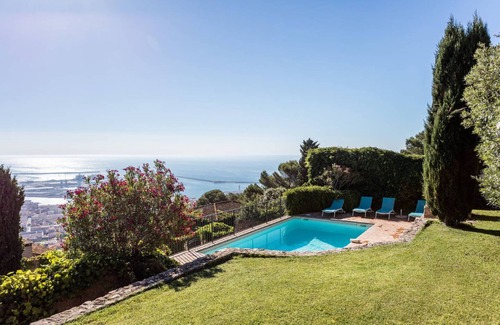 Sete Villa | Villa Laurie overlooking the Sète Sea