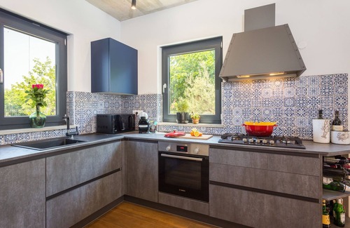 Vrznaveri House | Villa Leonardo by Interhome