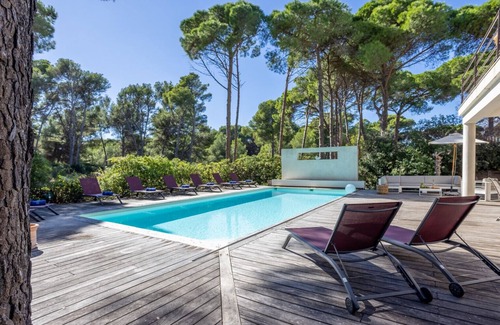 Toulon - Hyeres Villa | VILLA LES PESQUIERS BEACH