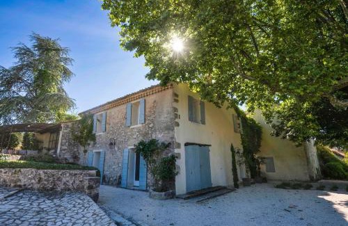 Malaucene House | Villa Les Saffres in Malaucene