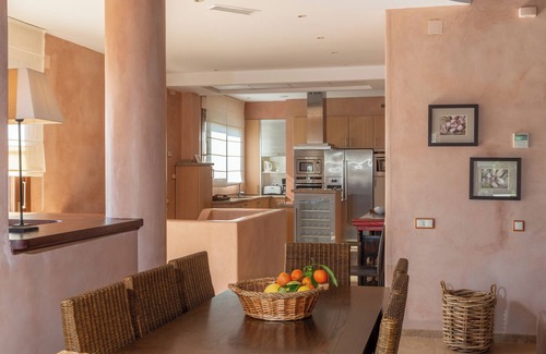 Benalup-Casas Vieja House | Villa Lila with Private Pool, Garden and Wi-Fi