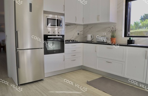 Sesmarias Villa | Villa Lilac - 4 bedrooms near the beach, pool, wifi