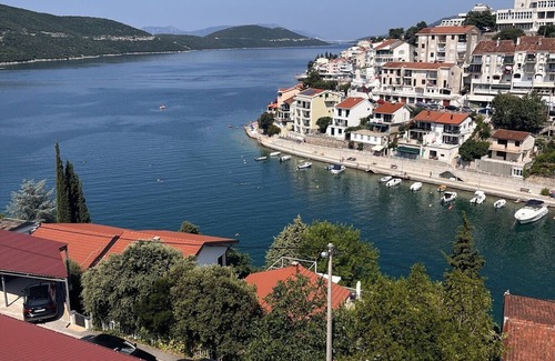 Neum Apartment | Villa Ljiljana - Studio Apartment with Terrace and Sea View A1