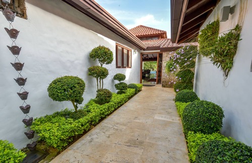 Cajuiles Villa | Villa located on the famous Teeth of the Dog Golf Course.