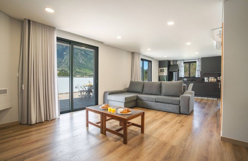 Sao Vicente Ski Chalet | Villa Lorenzo by Atlantic Holiday