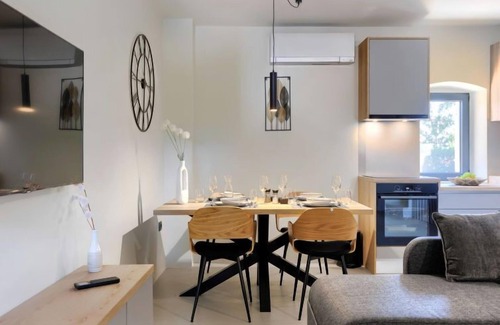 Tinjan House | Villa Luca by Interhome