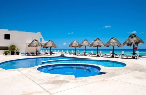 Zona Hotelera Villa | VILLA LUNA, CANCUN BEACHFRONT APARTMENT - HOTEL ZONE
