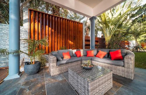 L'Ermitage-les-Bains Villa | Villa Lyah