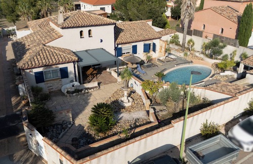 Espira de l'Agly Villa | Villa Méditerranéenne 4 Chambres Plain-pied Avec Magnifique Piscine, Climatisée