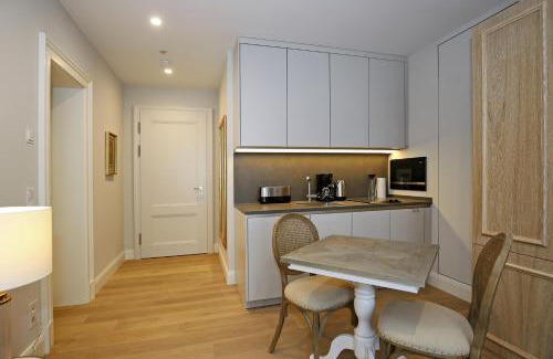Heiligendamm Apartment | Villa Möwe Souterrain Wohnung 08