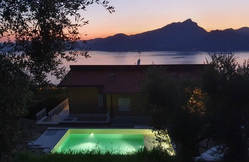 Albisano Apartment | Villa Malù - APT Luisa Pool and lake view