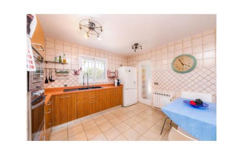 Tolleric House | Villa Malens