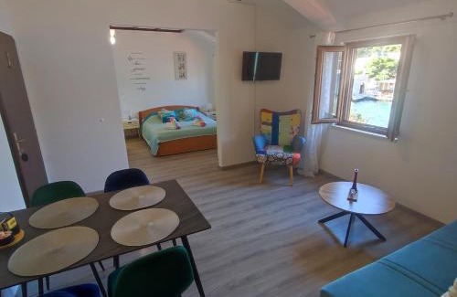 Zaton House | Villa Mali Raj