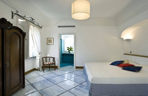 Arienzo Villa | VILLA MANUELA - LUXURY HOLIDAY VILLA - POSITANO - AMALFI COAST