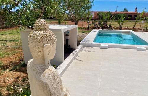 Sant Jordi de Ses Salines Villa | Villa Maria: Relax, 3 km Bossa Beach, spacious rooms, wifi, pool