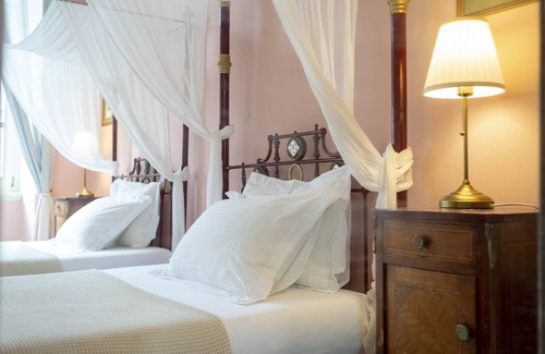 Ermoupoli Hotel | Villa Maria-Syros, Myrsini