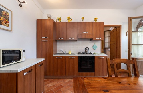 Empoli Villa | Villa 'Martignana' with Private Pool, Private Garden and Wi-Fi