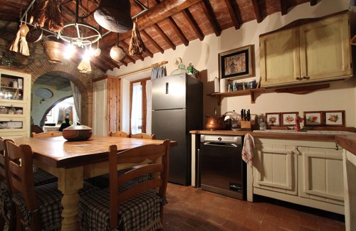 Melezzole Villa | Villa Melezzole by Varental