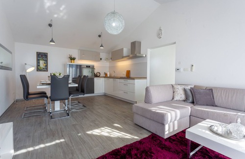 Klis Villa | Villa Melki SAVE 20 percent on Split-villas com