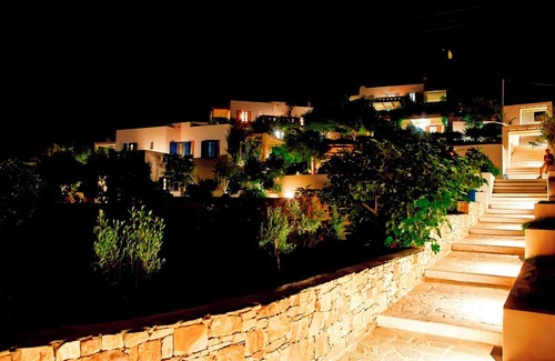 Maragas Villa | Villa 'Miami' in Villa Paradise Boutique Villas Hotel- Plaka beach