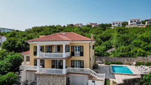 Vrbnik Bed & Breakfast | Villa Mirela