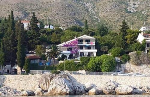 Mlini Apartment | Villa Mirjana - One Bedroom Apartment with Terrace and Side Sea View Taverna