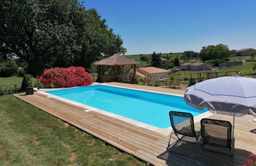 Calignac House | Villa moderne sur côteaux belle piscine/Downhill modern villa nice pool