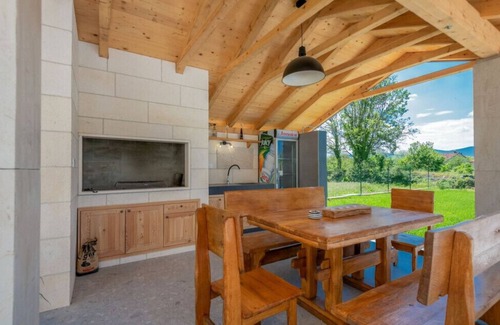 Donji Prolozac Villa | Villa Modriola - Makarska by Villas Guide