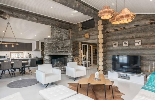 Tiainen House | Villa Moose by Interhome