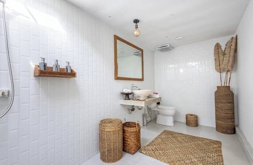 Lodtunduh House | Villa Murti; Charming 2-bedroom house in Kecamatan Ubud, Indonesian
