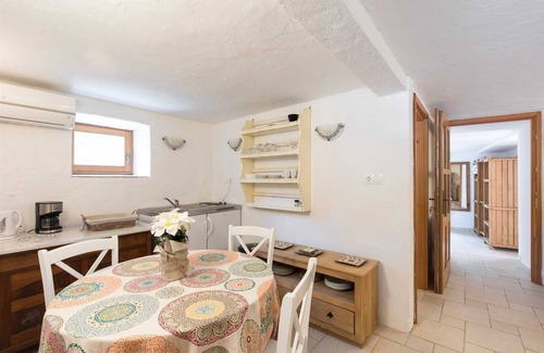 Sveti Ivan Dobrinjski Villa | Villa Nadia with private pool and grill