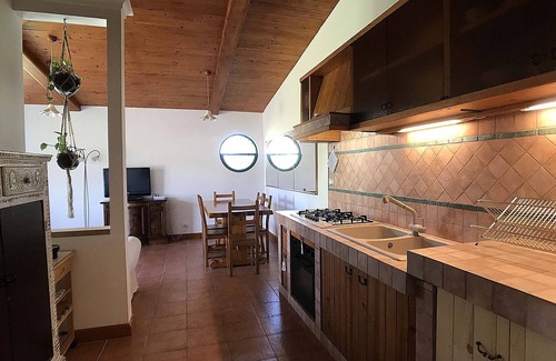 San Felice Circeo Villa | Villa nearby the beach with garden and parking - sleeps 6
