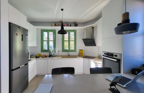 Maroulas Villa | Villa Neuve 2ch/2sdb Dans Village Classé