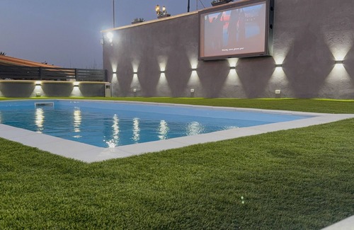 Licata Apartment | Villa "Nicolai - Piano Terra'" with Mountain View, Shared Garden and Pool