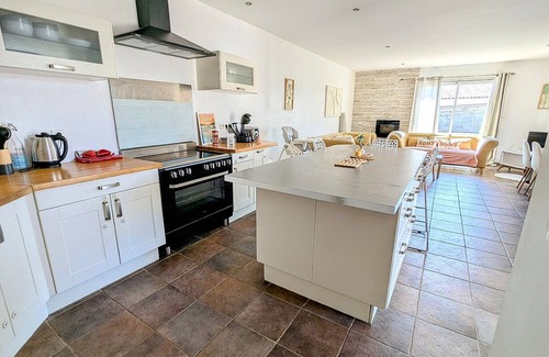 Prat-de-Cest Villa | Villa "Nid Douillet" 5 minutes from Narbonne/Peyriac de Mer, pets welcome!