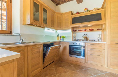 Bolsena Villa | Villa Nikki - Country house surrounded by nature with lake view